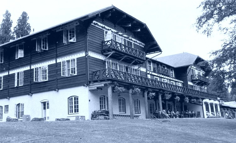current image of the original front of lake mcdonald lodge